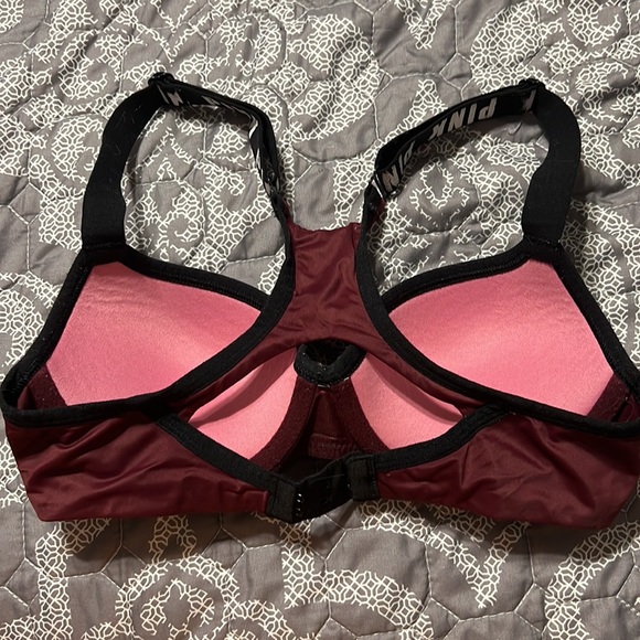 Victorias Secret Pink push up bra - Picture 2 of 4
